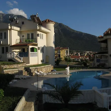 Chateaux B1 Apartment *